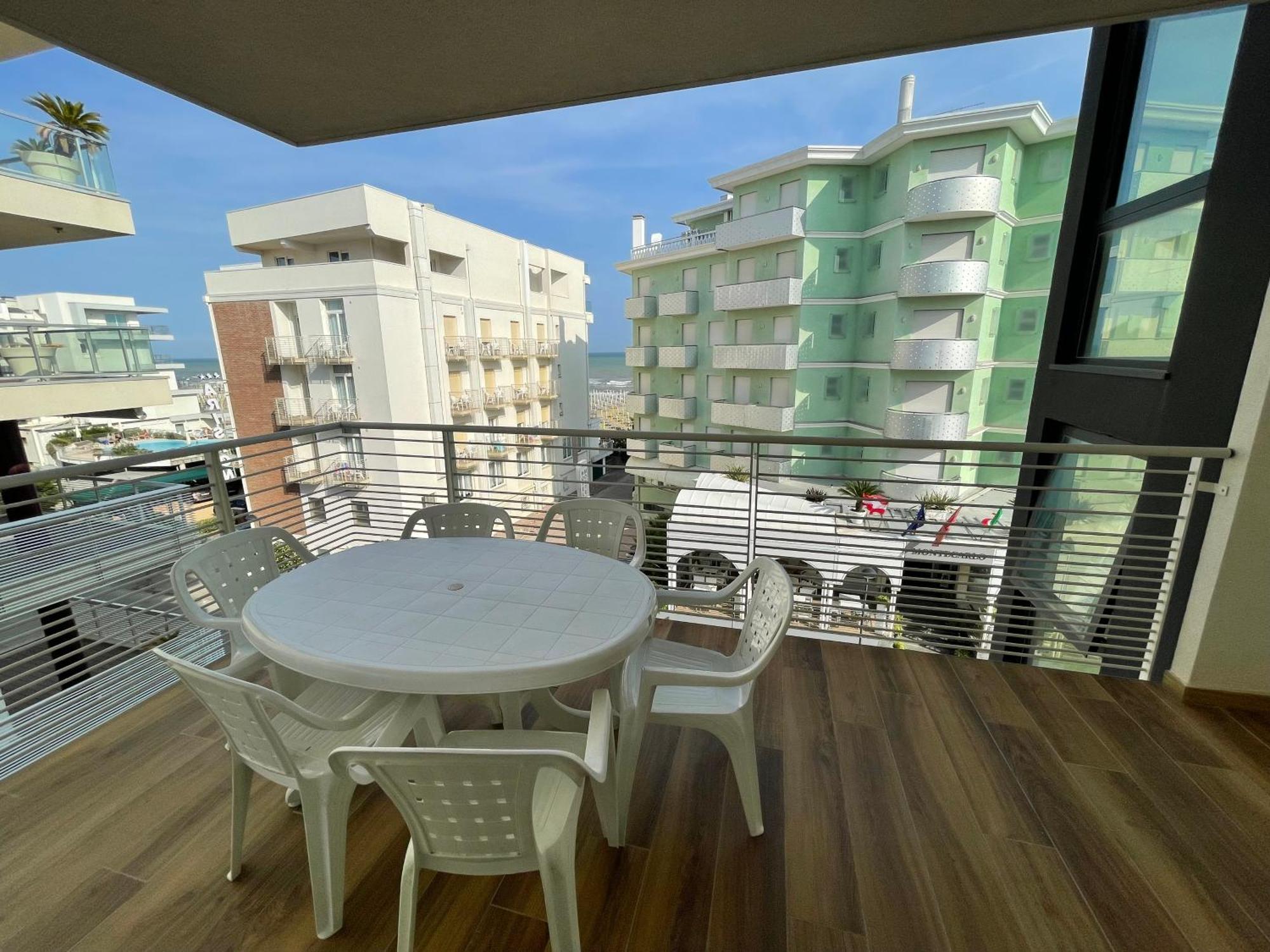 Marina Dream Beach Apartments With Sea View Terrace - Agenzia Cocal Caorle Dış mekan fotoğraf